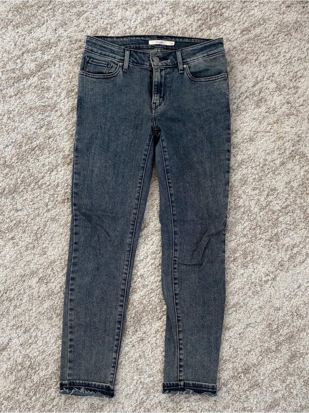 LEVIS Women’s 711 Skinny Ankle Jeans Dark Acid Wash Midrise Size 26
